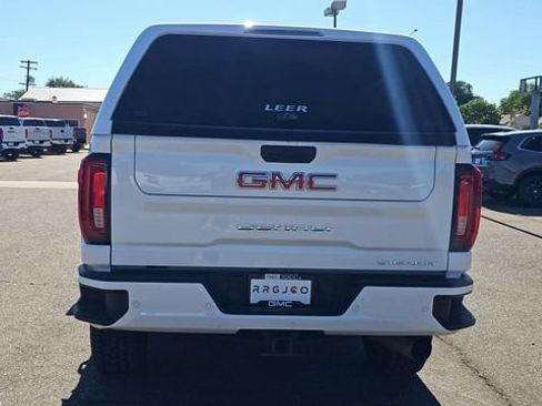 Used 2021 GMC Sierra 3500 Denali w/ Denali Ultimate Package AWD/4WD image 8