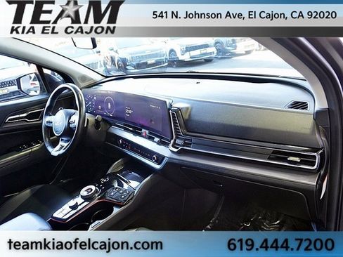Used 2023 Kia Sportage SX Prestige image 11