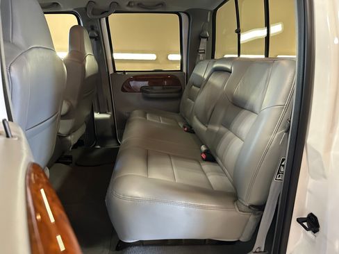Used 2003 Ford F350 2WD Crew Cab DRW Super Duty image 19
