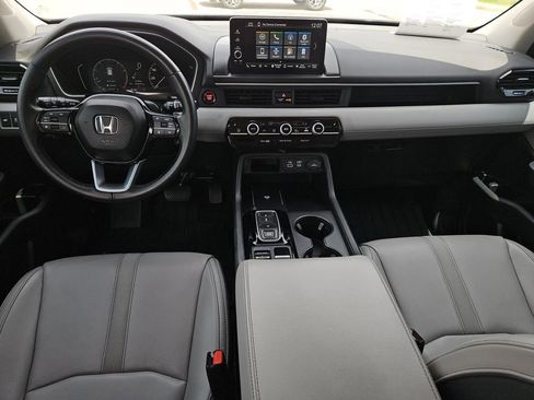 Used 2024 Honda Pilot EX-L image 12