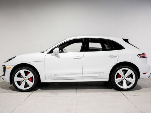 Used 2023 Porsche Macan S image 7