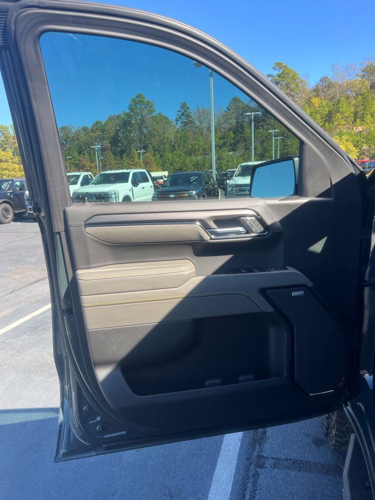 Used 2025 Chevrolet Silverado 1500 ZR2 w/ ZR2 Bison Edition AWD/4WD image 8