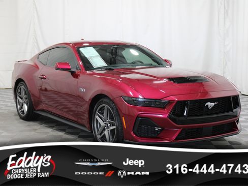 Used 2025 Ford Mustang GT Premium image 1
