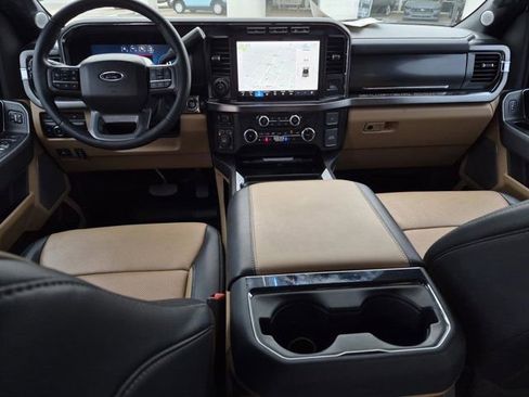 Used 2024 Ford F250 Lariat w/ Lariat Ultimate Package image 17