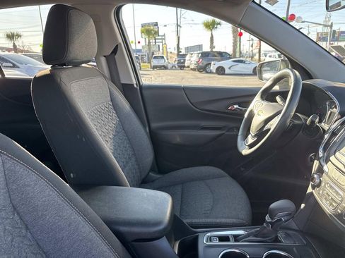 Certified 2024 Chevrolet Equinox LT image 11