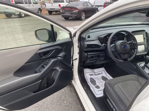Used 2024 Subaru Crosstrek 2.0i image 10