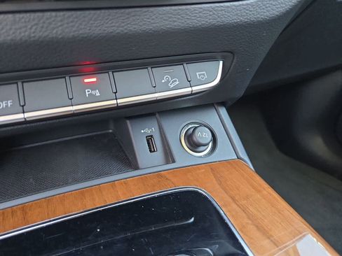 Used 2023 Audi Q5 2.0T Premium Plus image 31