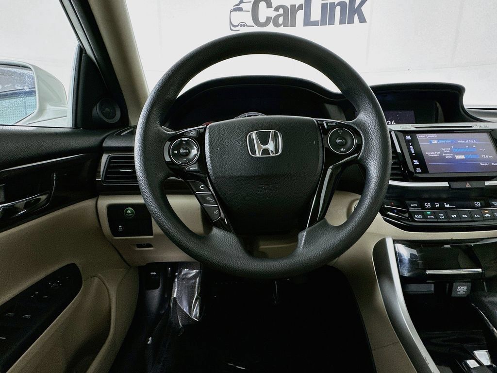 Used 2016 Honda Accord EX image 13
