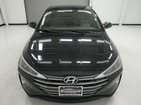 Used 2020 Hyundai Elantra SEL FWD image 2