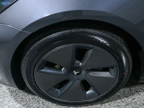 Used 2023 Tesla Model 3 Standard Range RWD image 11