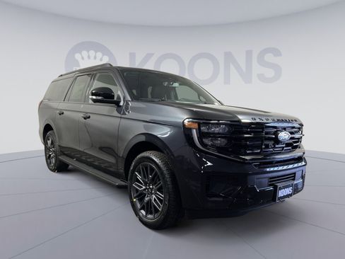 New 2026 Ford Expedition Max Platinum w/ Stealth Appearance Package image 10