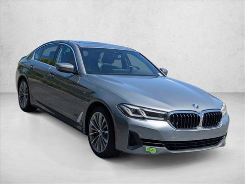 Certified 2023 BMW 530e xDrive w/ Convenience Package AWD/4WD image 2