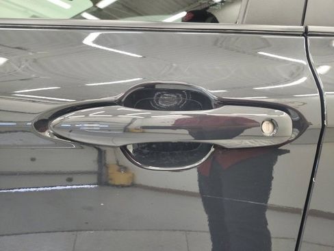 Certified 2025 Toyota Camry SE image 18