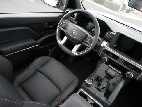 Certified 2025 Toyota 4Runner SR5 image 9