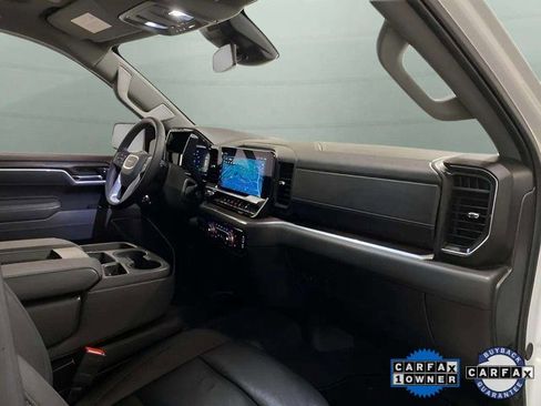 Used 2025 GMC Sierra 1500 SLT image 20