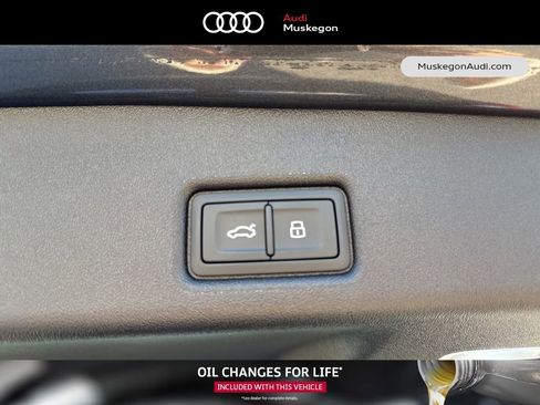New 2025 Audi Q5 Premium Plus image 28