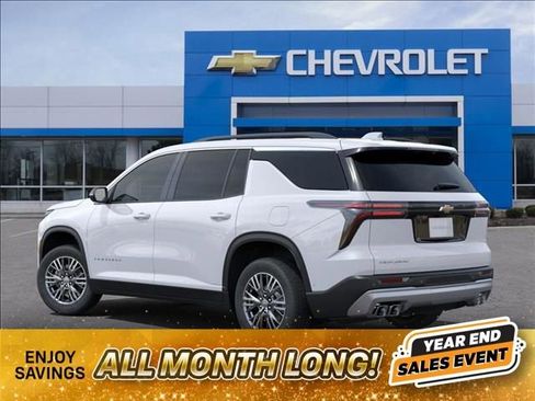 New 2025 Chevrolet Traverse LT w/ LPO, Floor Liner Package image 3