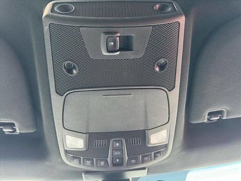 Used 2016 Ford F150 Lariat w/ Equipment Group 502A Luxury AWD/4WD image 15