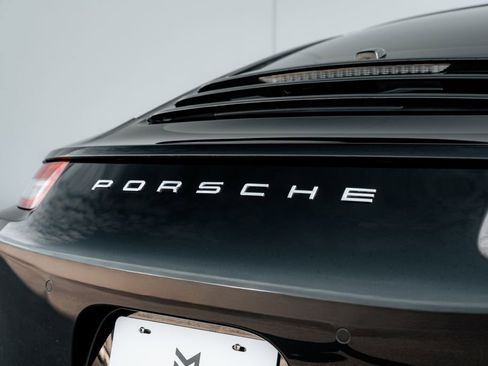 Used 2014 Porsche 911 Carrera image 9
