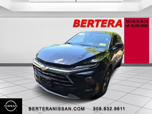 Used 2025 Chevrolet Blazer LT AWD/4WD image 5