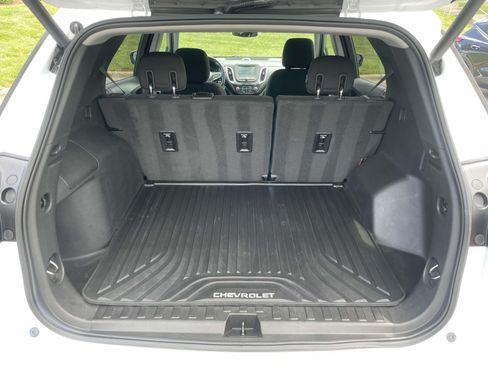 Used 2018 Chevrolet Equinox LT FWD image 8