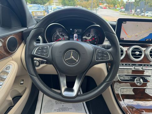 Used 2018 Mercedes-Benz C 300 Sedan image 14