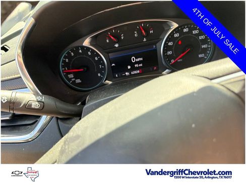 Used 2022 Chevrolet Equinox Premier FWD image 14