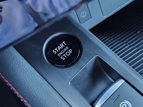 New 2026 Nissan Kicks SR w/ Cold Weather Package image 16