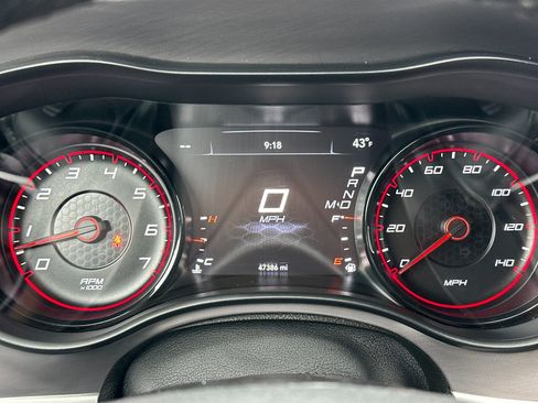 Used 2022 Dodge Charger SXT w/ Blacktop Package image 23