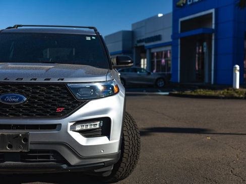 Used 2021 Ford Explorer ST w/ Equipment Group 401A image 5