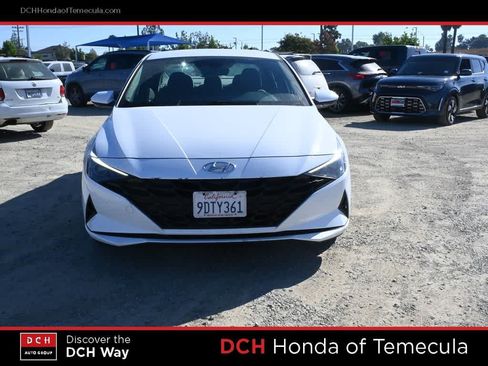 Used 2023 Hyundai Elantra Blue FWD image 2