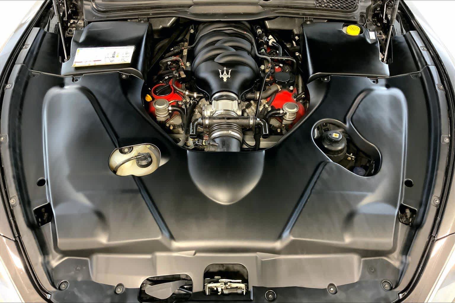 Used 2018 Maserati GranTurismo Sport RWD image 30