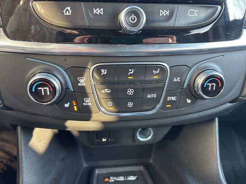 Certified 2023 Chevrolet Traverse LT image 31