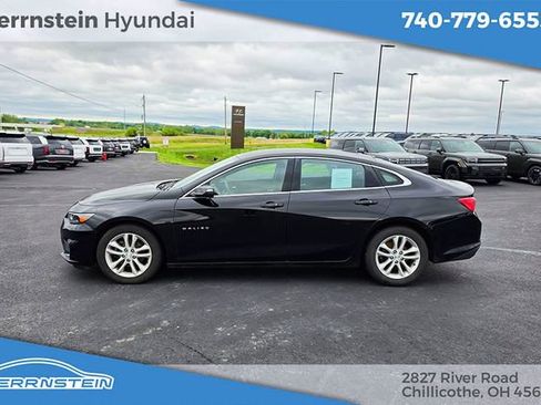Used 2016 Chevrolet Malibu LT FWD image 5