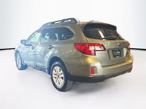 Used 2017 Subaru Outback 2.5i Premium image 5