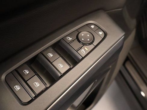 New 2026 Nissan Pathfinder Rock Creek w/ Rock Creek Premium Package AWD/4WD image 11