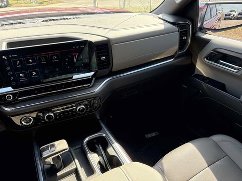 Certified 2023 GMC Sierra 1500 SLT w/ SLT Premium Package image 30