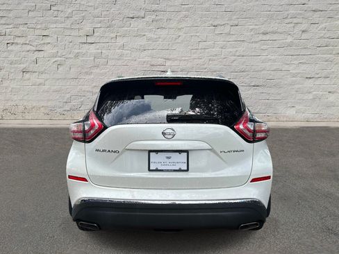 Used 2016 Nissan Murano Platinum w/ Platinum Technology Package FWD image 4