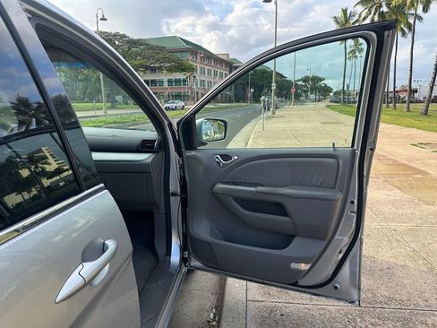 Used 2010 Honda Odyssey EX-L image 18