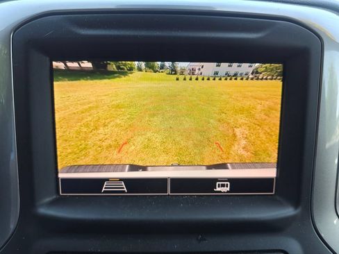 Used 2024 Chevrolet Silverado 2500 Custom w/ Custom Convenience Package AWD/4WD image 18