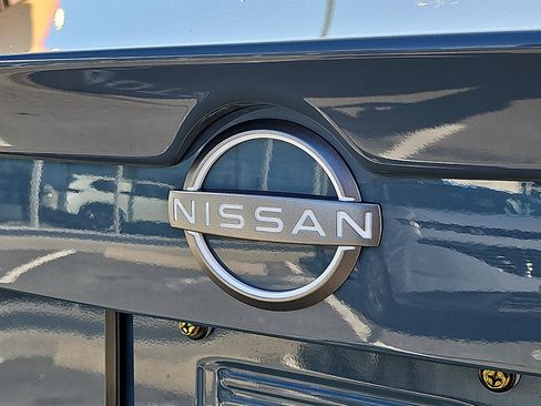 Certified 2025 Nissan Sentra SR w/ SR Premium Package image 31