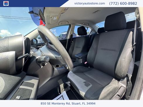 Used 2013 MAZDA MAZDA3 i Sport FWD image 16