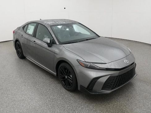 New 2026 Toyota Camry SE image 13