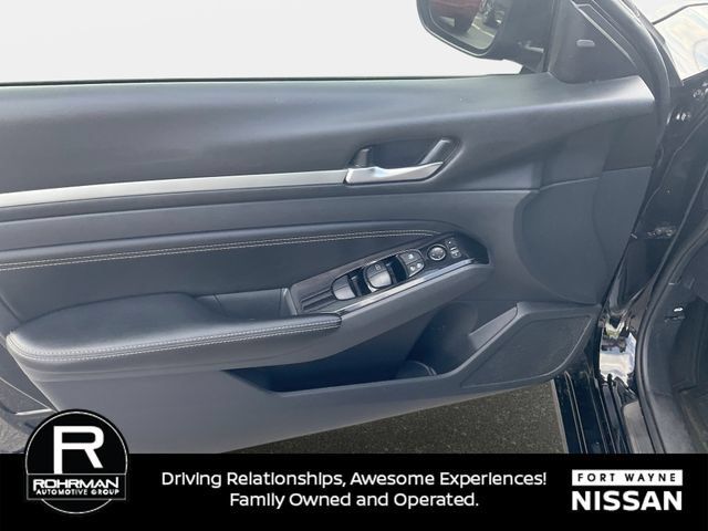 Used 2022 Nissan Altima 2.5 SL FWD image 29