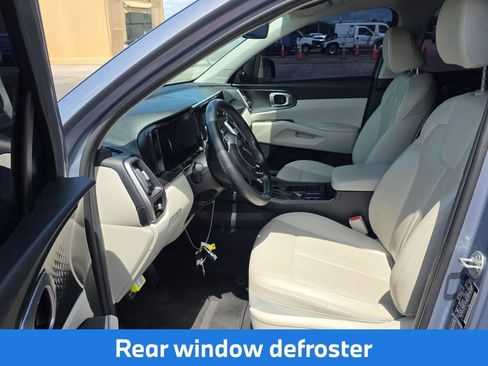 Used 2023 Kia Sorento S FWD image 8