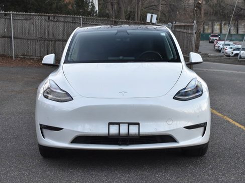 Used 2021 Tesla Model Y Long Range image 14
