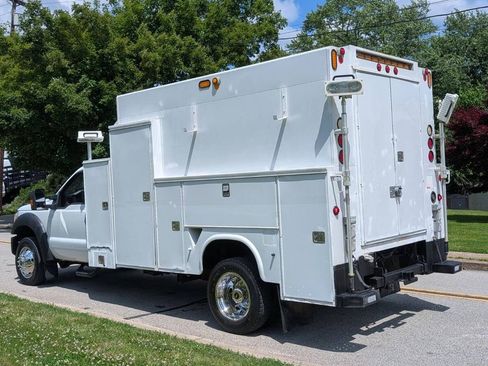 Used 2011 Ford F550 2WD Regular Cab Super Duty w/ Payload Upgrade Pkg image 10