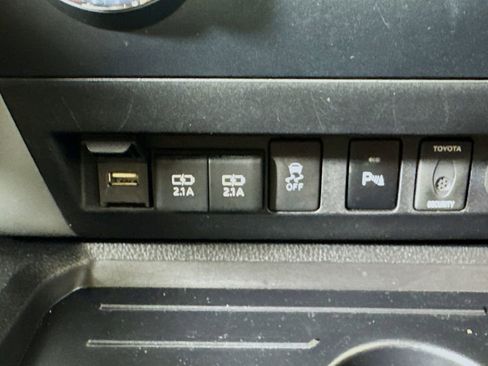 Used 2021 Toyota Tundra 1794 Edition w/ TRD Off-Road Package AWD/4WD image 18