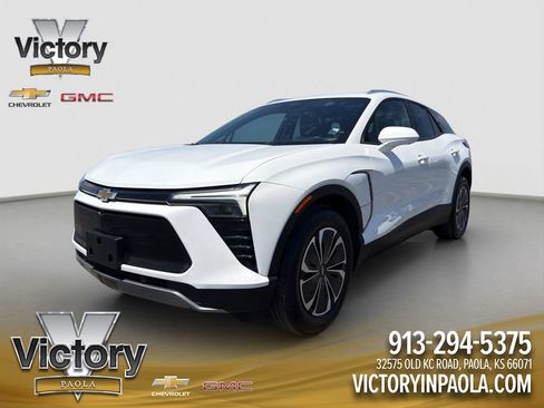 Used 2024 Chevrolet Blazer EV LT AWD/4WD image 1