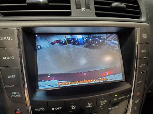 Used 2012 Lexus IS 350C w/ Luxury Pkg RWD image 26